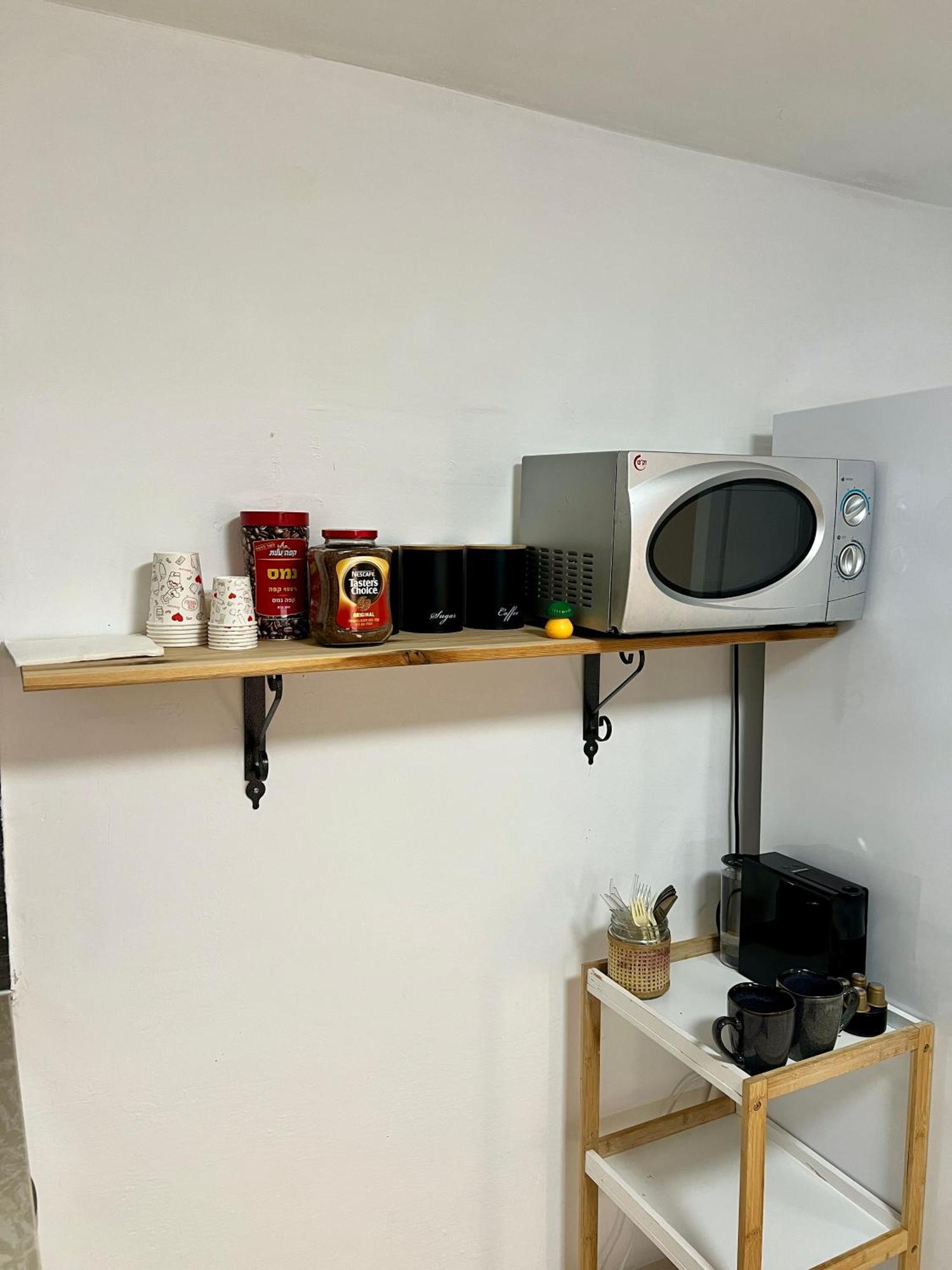 Apartment Melambai *