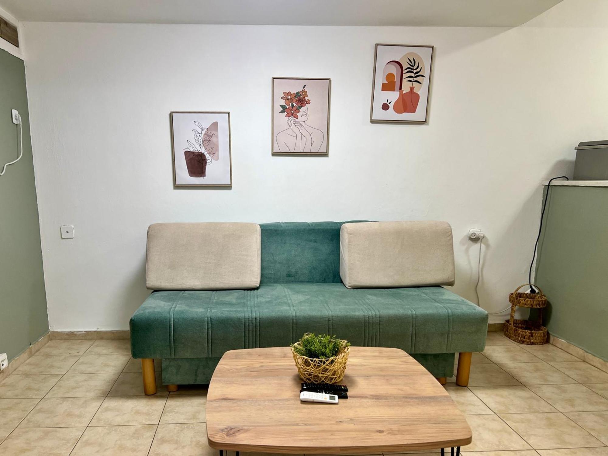 Apartment Melambai