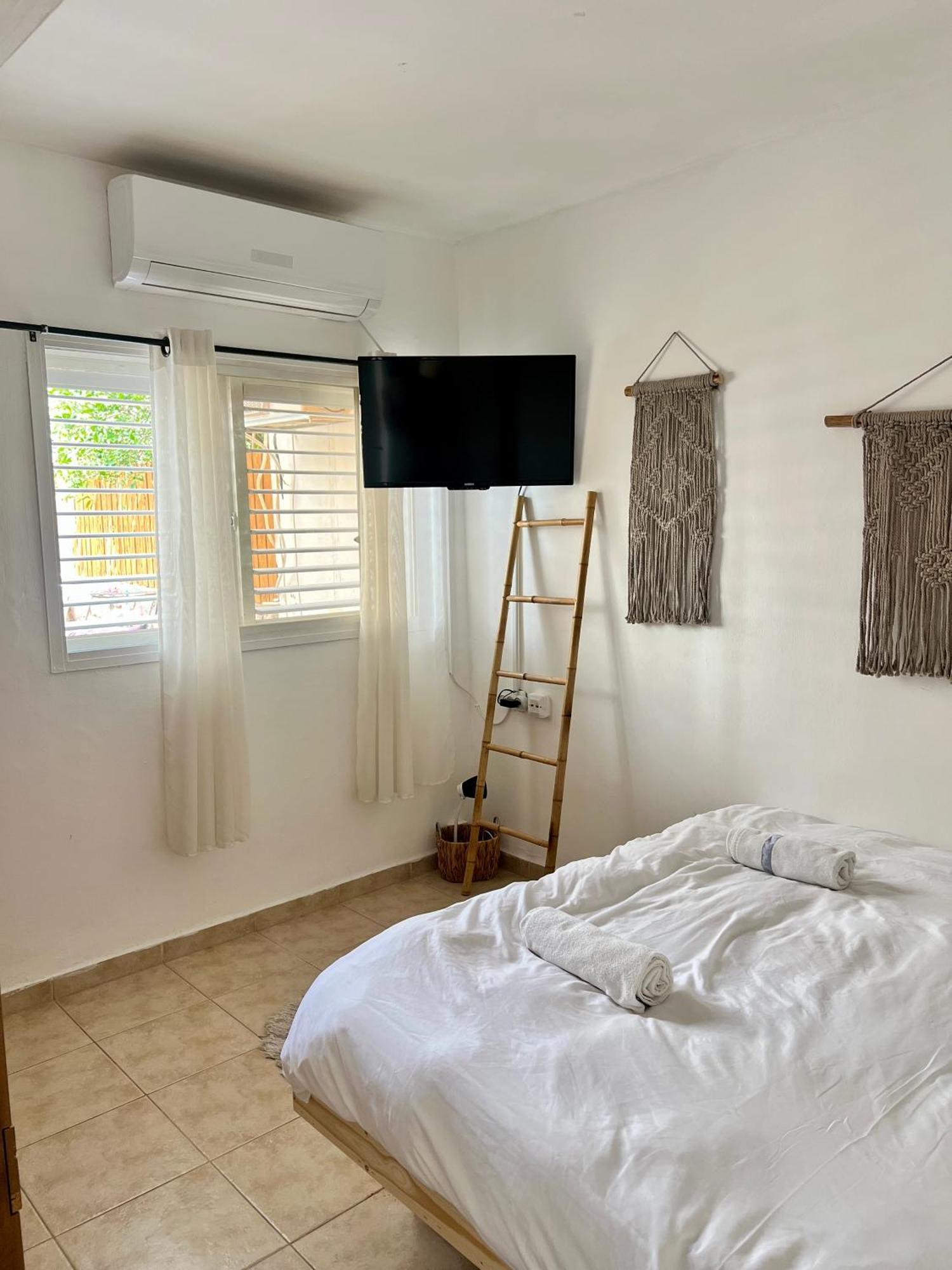 Apartment Melambai